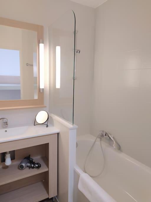 Ideal Saint Raphael Piscine Clim Parking Apartamento Exterior foto